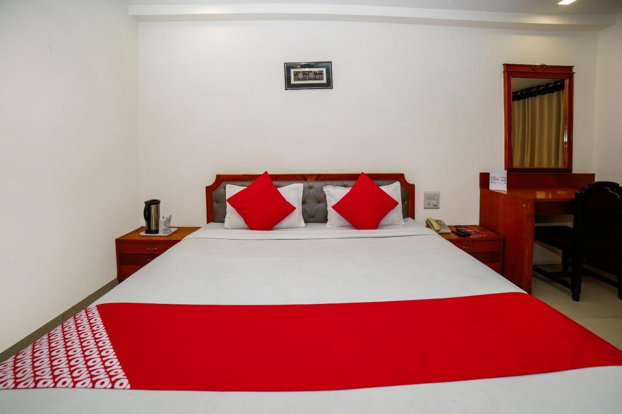 Hotel Shelter Gwalijar Zewnętrze zdjęcie