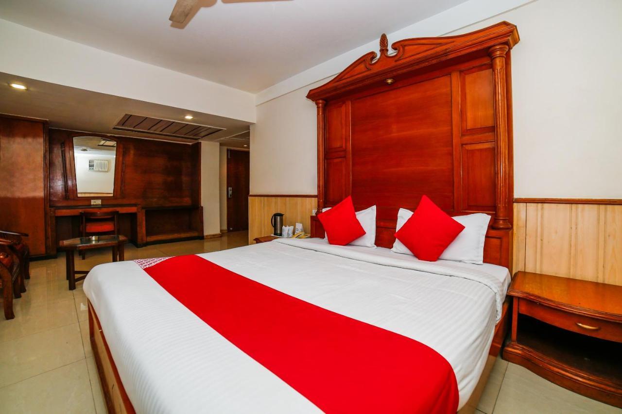 Hotel Shelter Gwalijar Zewnętrze zdjęcie