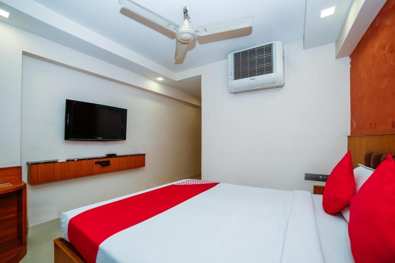 Hotel Shelter Gwalijar Zewnętrze zdjęcie