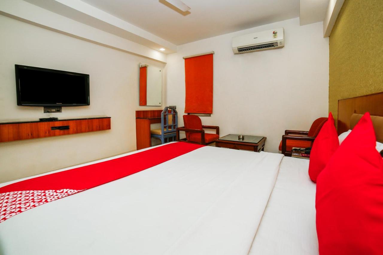 Hotel Shelter Gwalijar Zewnętrze zdjęcie
