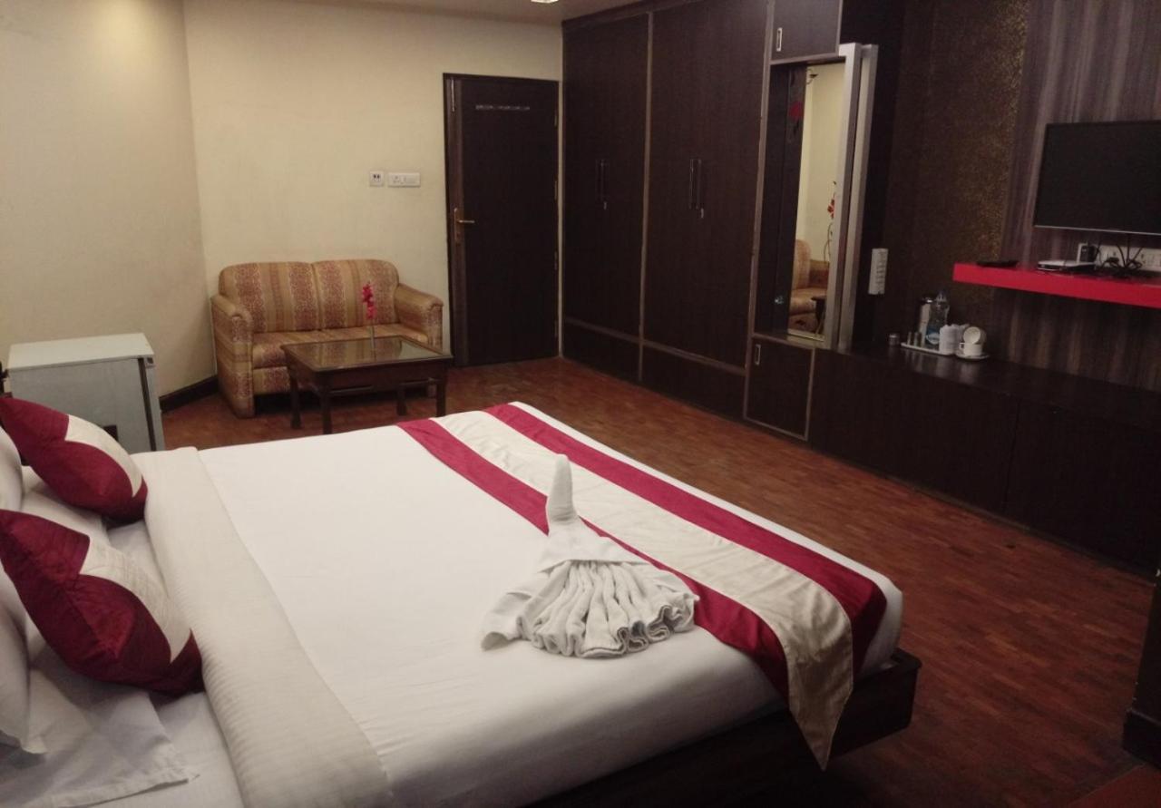Hotel Shelter Gwalijar Zewnętrze zdjęcie