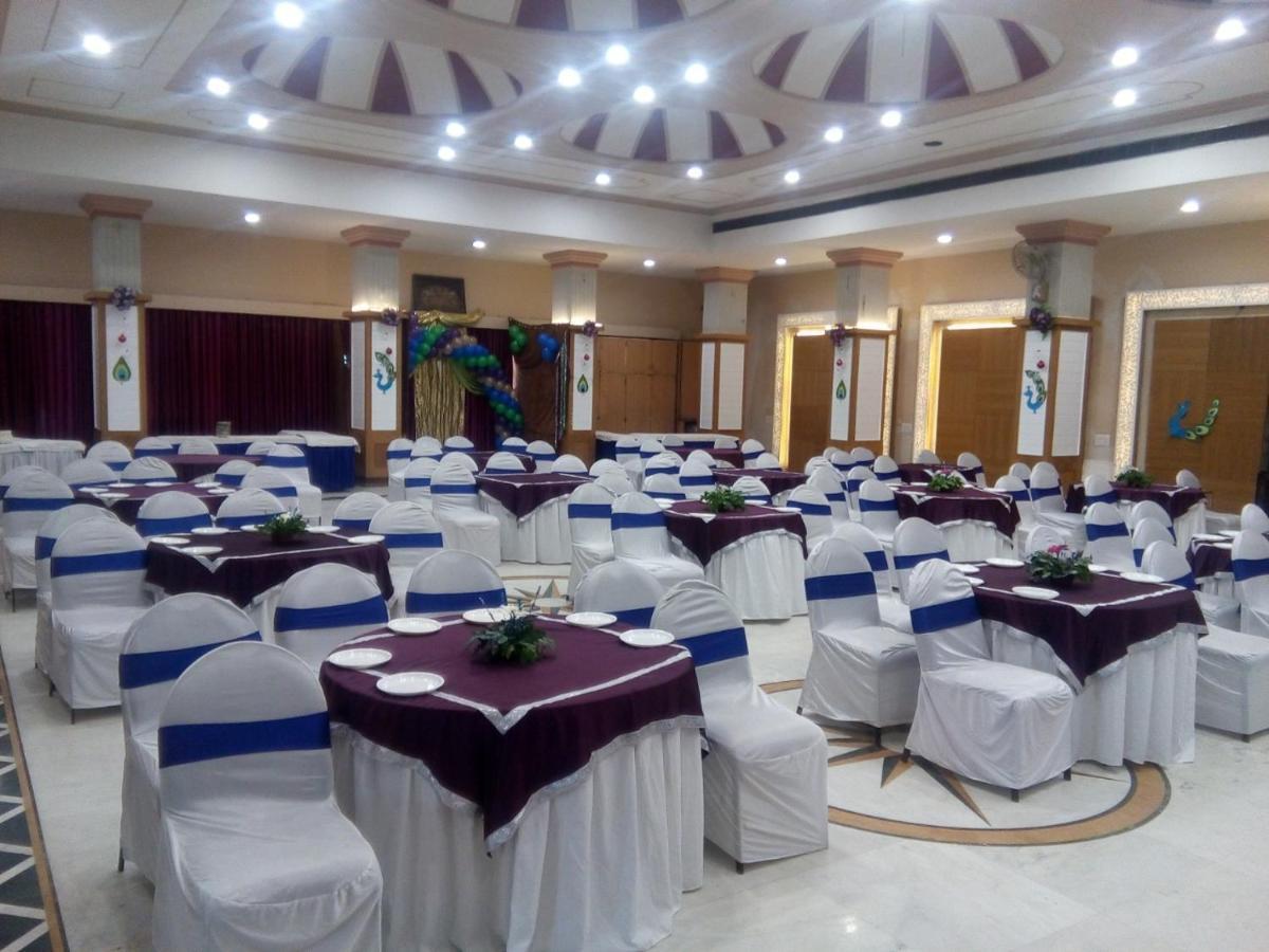 Hotel Shelter Gwalijar Zewnętrze zdjęcie