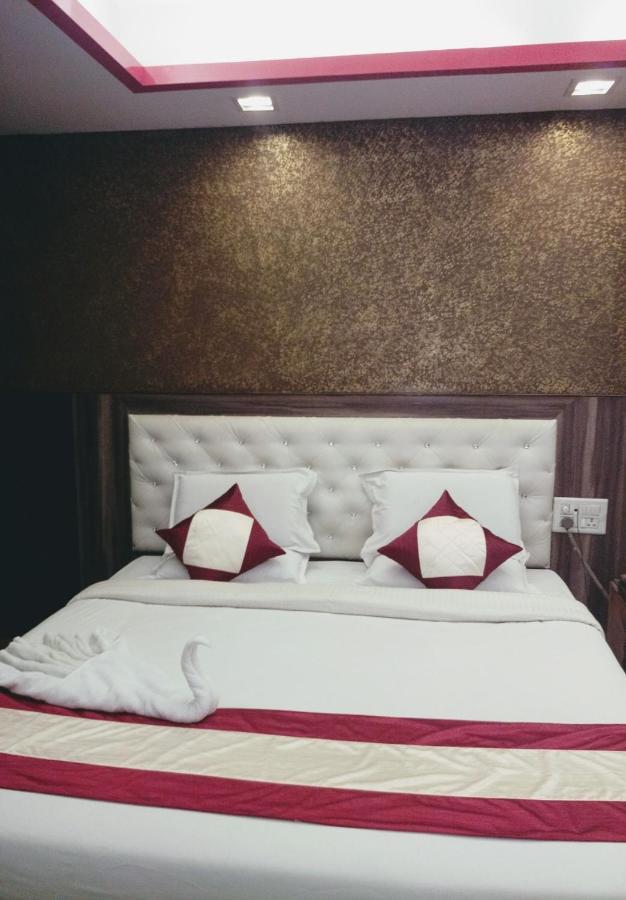 Hotel Shelter Gwalijar Zewnętrze zdjęcie