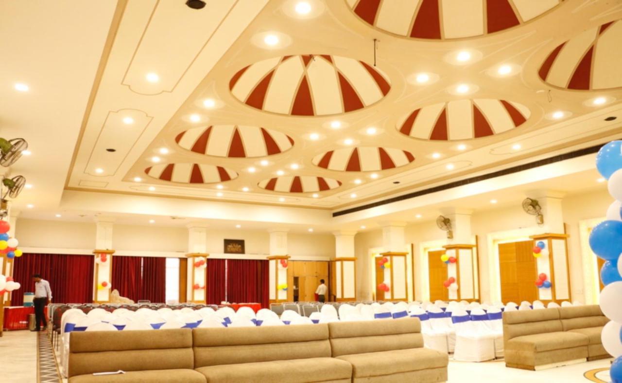 Hotel Shelter Gwalijar Zewnętrze zdjęcie