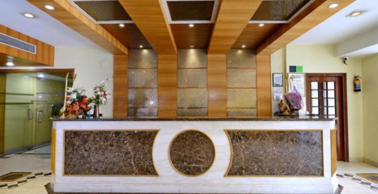 Hotel Shelter Gwalijar Zewnętrze zdjęcie