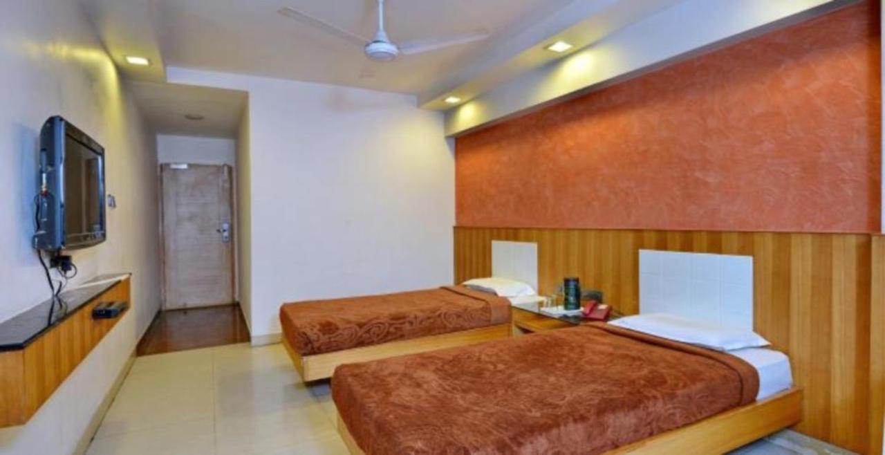 Hotel Shelter Gwalijar Zewnętrze zdjęcie