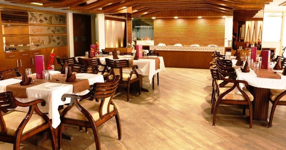 Hotel Shelter Gwalijar Zewnętrze zdjęcie